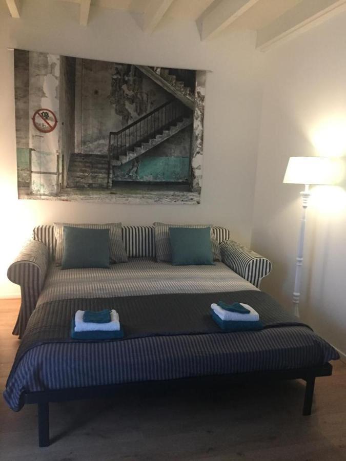 Beej Potters Bed and Breakfast Weert Exteriör bild