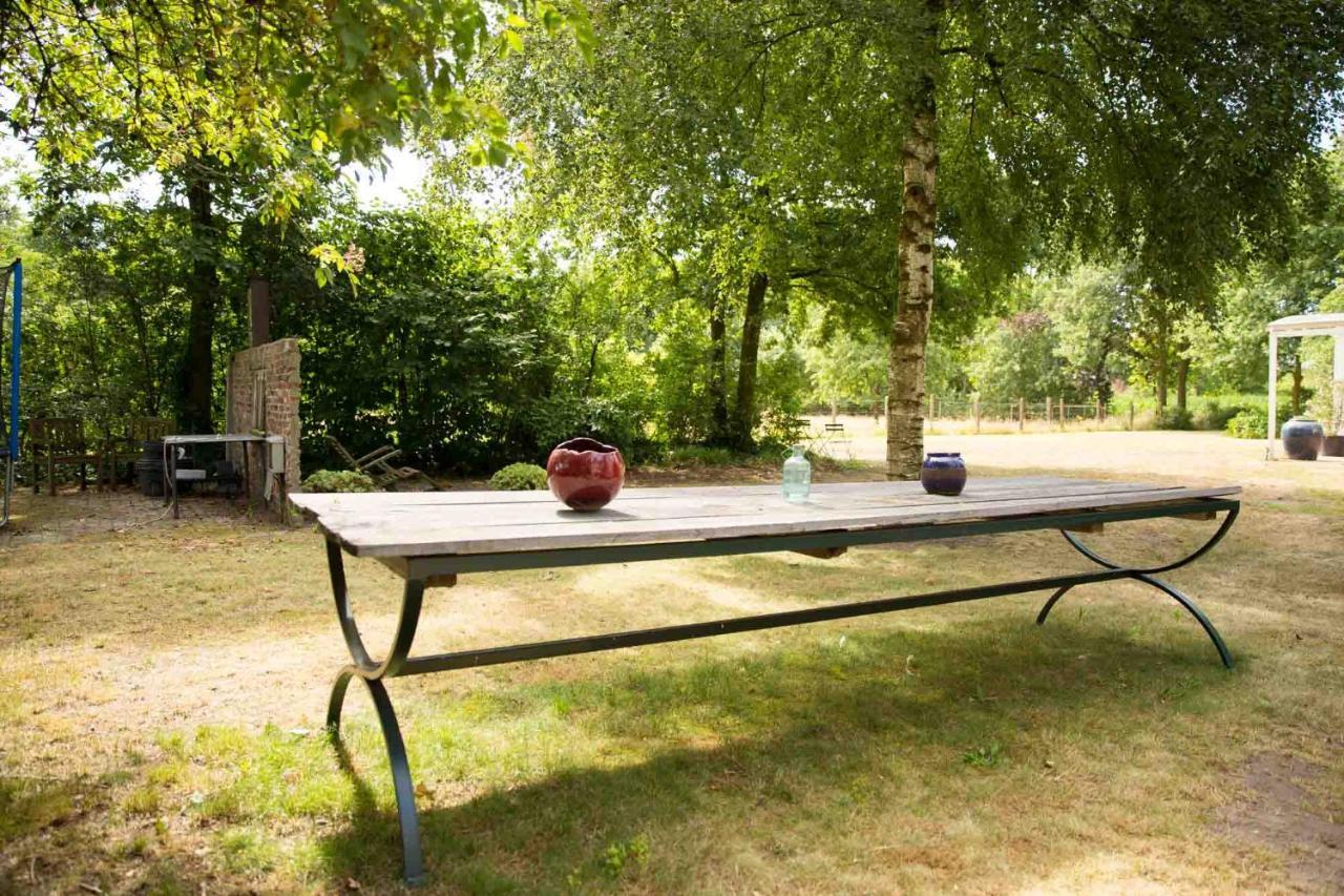 Beej Potters Bed and Breakfast Weert Exteriör bild